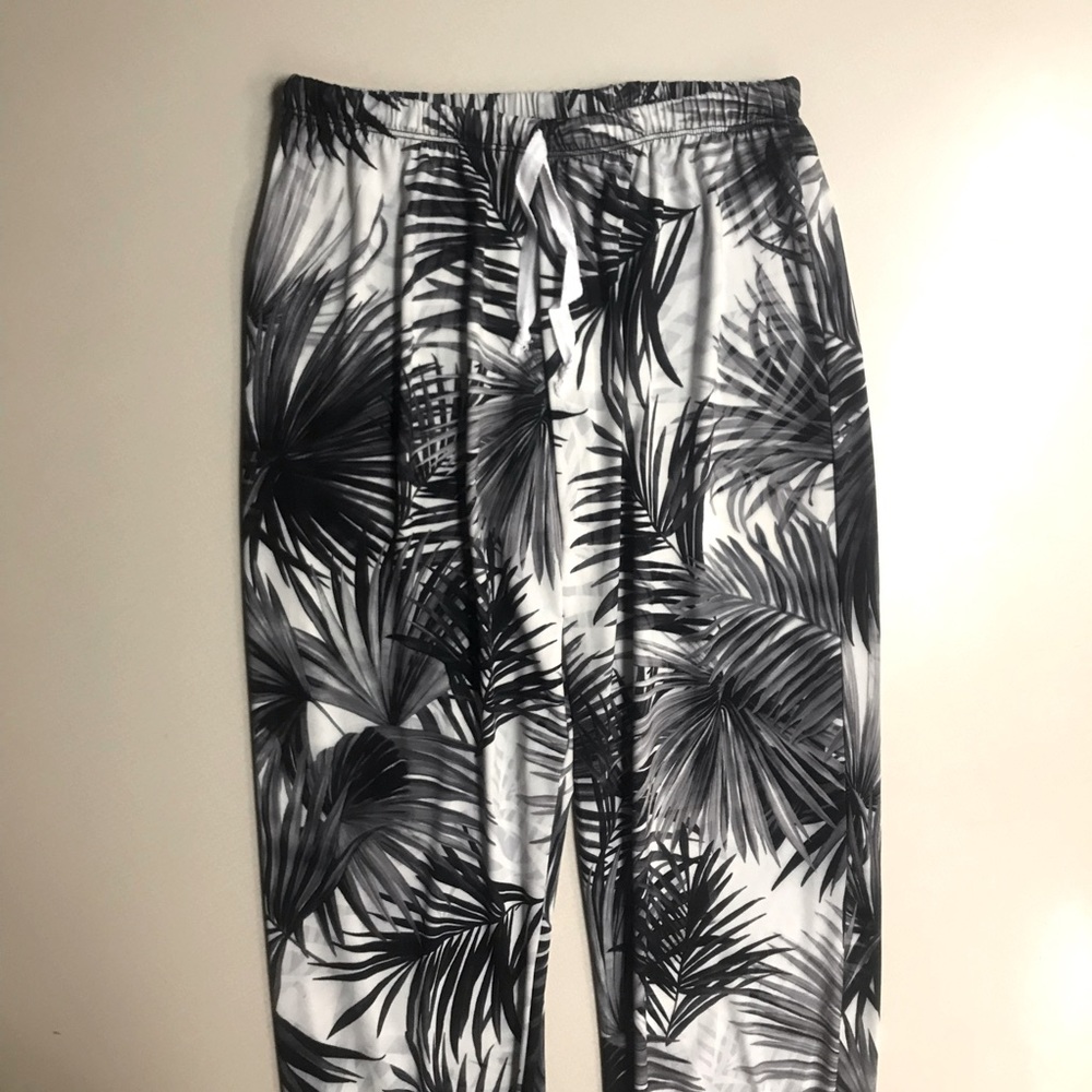 Onzie Joggers